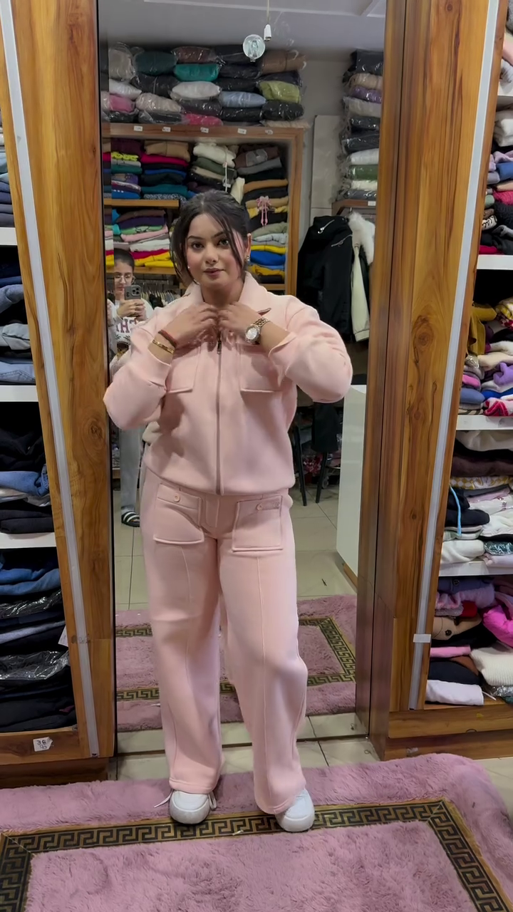 💗🧃 “Blush Velocity” – Soft Pink Zip-Up Tracksuit for Lounge, Lift & Leisure 🧃💗