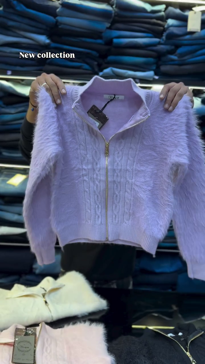 Ivory Furry Zip‑Up Cropped Winter Jacket with Cable‑Knit Center Panel and High Collar” 🤍