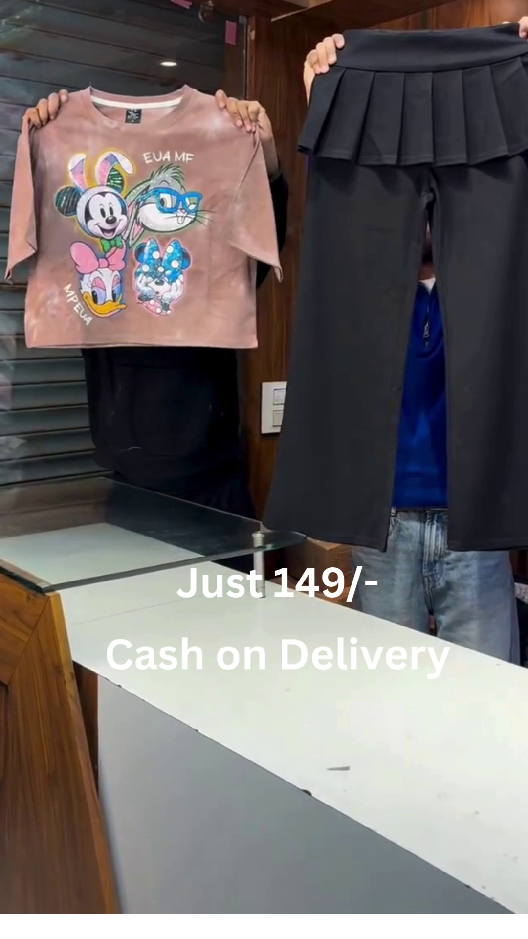 Multicolor Tie-Dye Cartoon Graphic Short Sleeve Crop T-Shirt with High-Waist Black Pleated Flared Pants Co-Ord Set 🌈🖤✨
