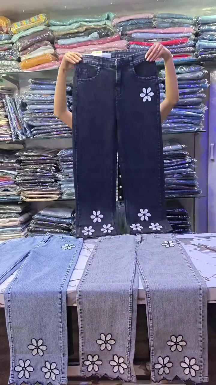 High-Waist Straight Cut Denim Jeans with Minimal Daisy Floral Embroidery & Scalloped Hem Detail – Light Blue & Black Variants 👖🌼✨
