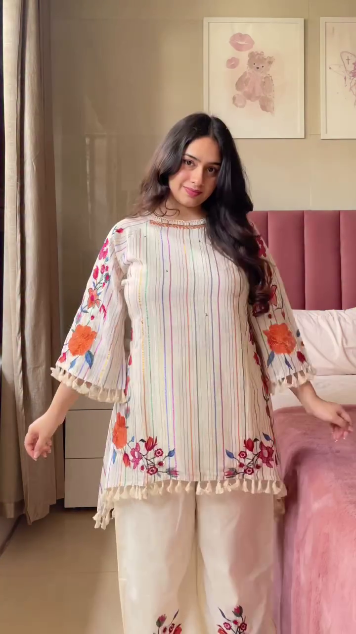 Cream Kurta with Pink Floral Embroidery and Matching Pants Traditional Elegance Outfit 🌸👗🌿