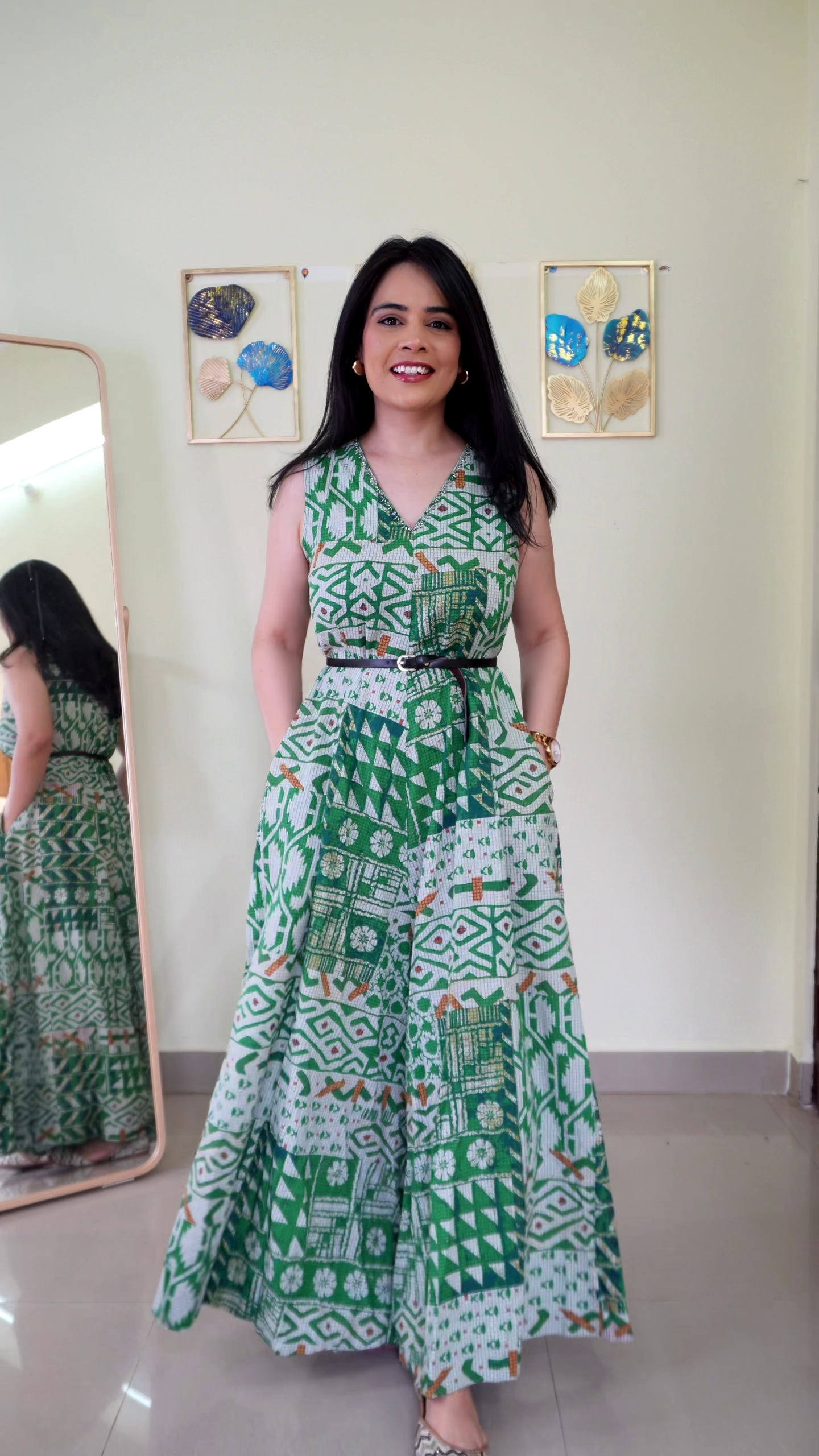 Dark Background Sleeveless Floral Maxi Dress with Waist Belt and Large Red, Green, Beige Flower Prints Elegant Statement Outfit 🌹👗🌿✨