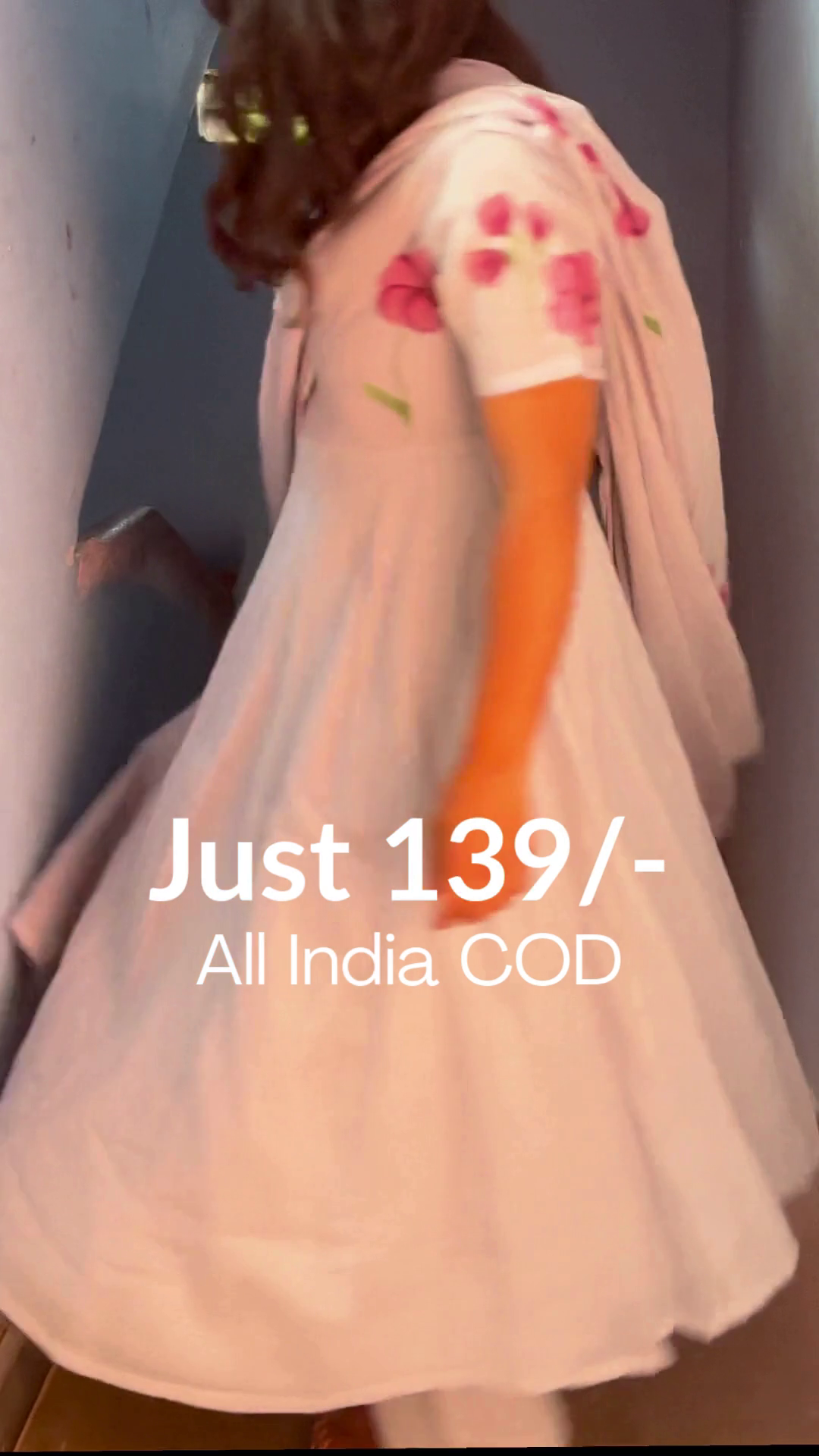 Light Pink Traditional Outfit with Floral Patterns in Pink and Green Elegant Saree-Inspired Ensemble 🌸👗🌿✨