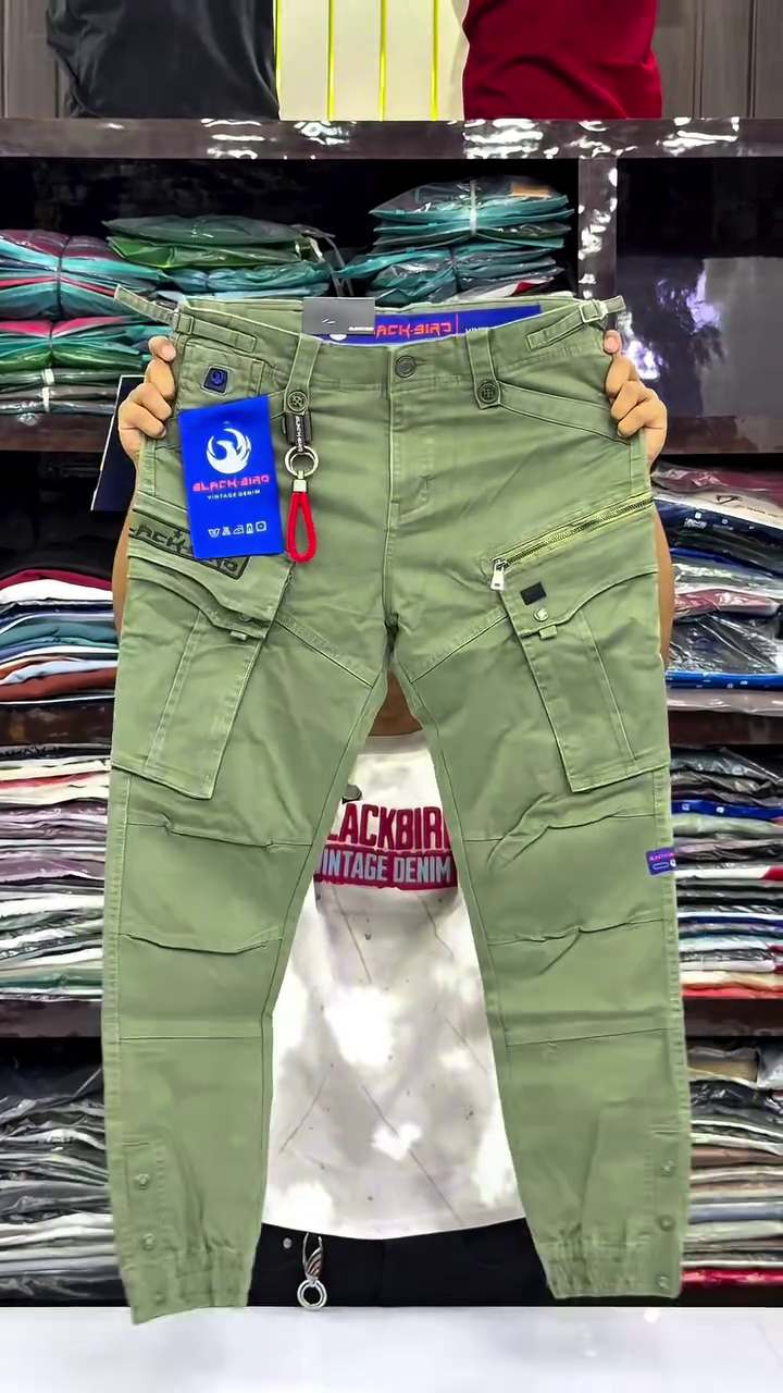 Urban Tactical Black Cargo Jogger Pants with Multi-Pocket Utility Design 🖤🔥👖