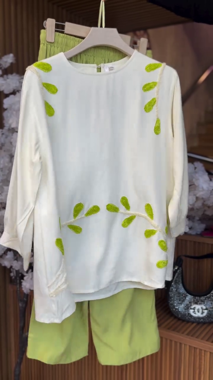 Lime Breeze Leaf Detail Co-Ord Set with Flowy Top & Relaxed Shorts 🍃💚✨