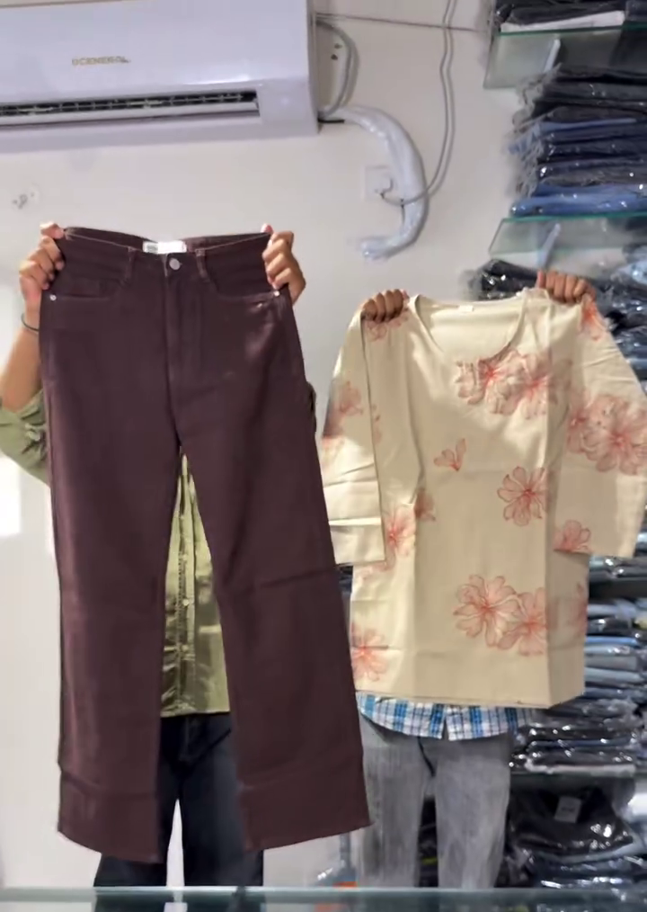 🤎🤍 Premium Floral Print Relaxed Fit Top with High-Waist Wide-Leg Trousers Co-Ord Set for Women | Everyday Comfort Meets Contemporary Fashion 🤍🤎