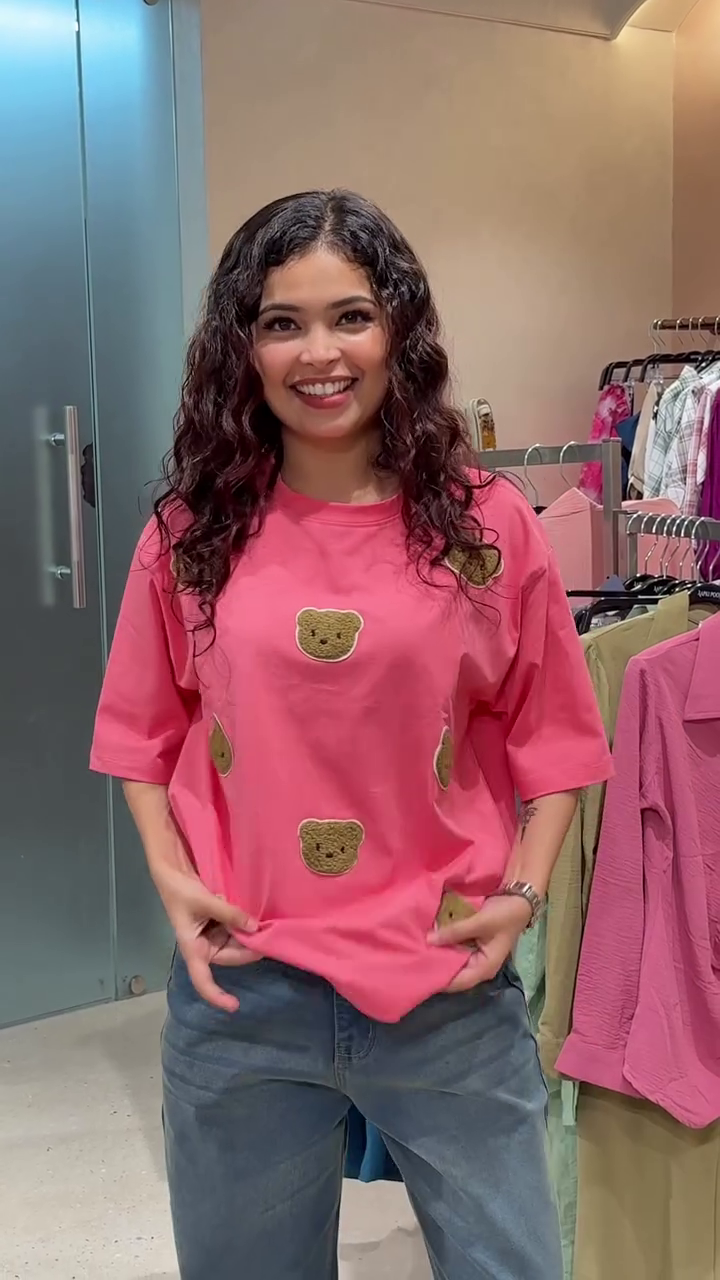 🌸🩷 Premium Cute Teddy Bear Embroidered Oversized Cotton T-Shirt for Women | Soft Everyday Casual Graphic Tee with Korean Aesthetic Fashion Styling 🩷🌸