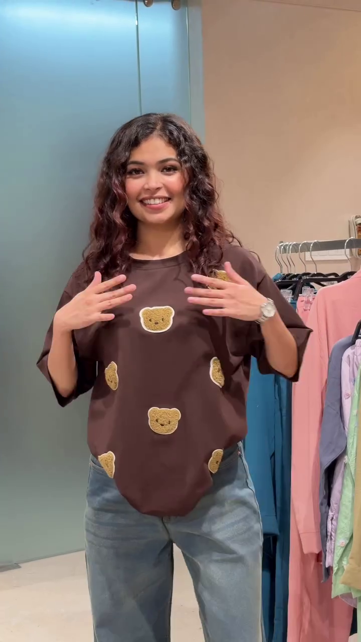 🌸🩷 Premium Cute Teddy Bear Embroidered Oversized Cotton T-Shirt for Women | Soft Everyday Casual Graphic Tee with Korean Aesthetic Fashion Styling 🩷🌸