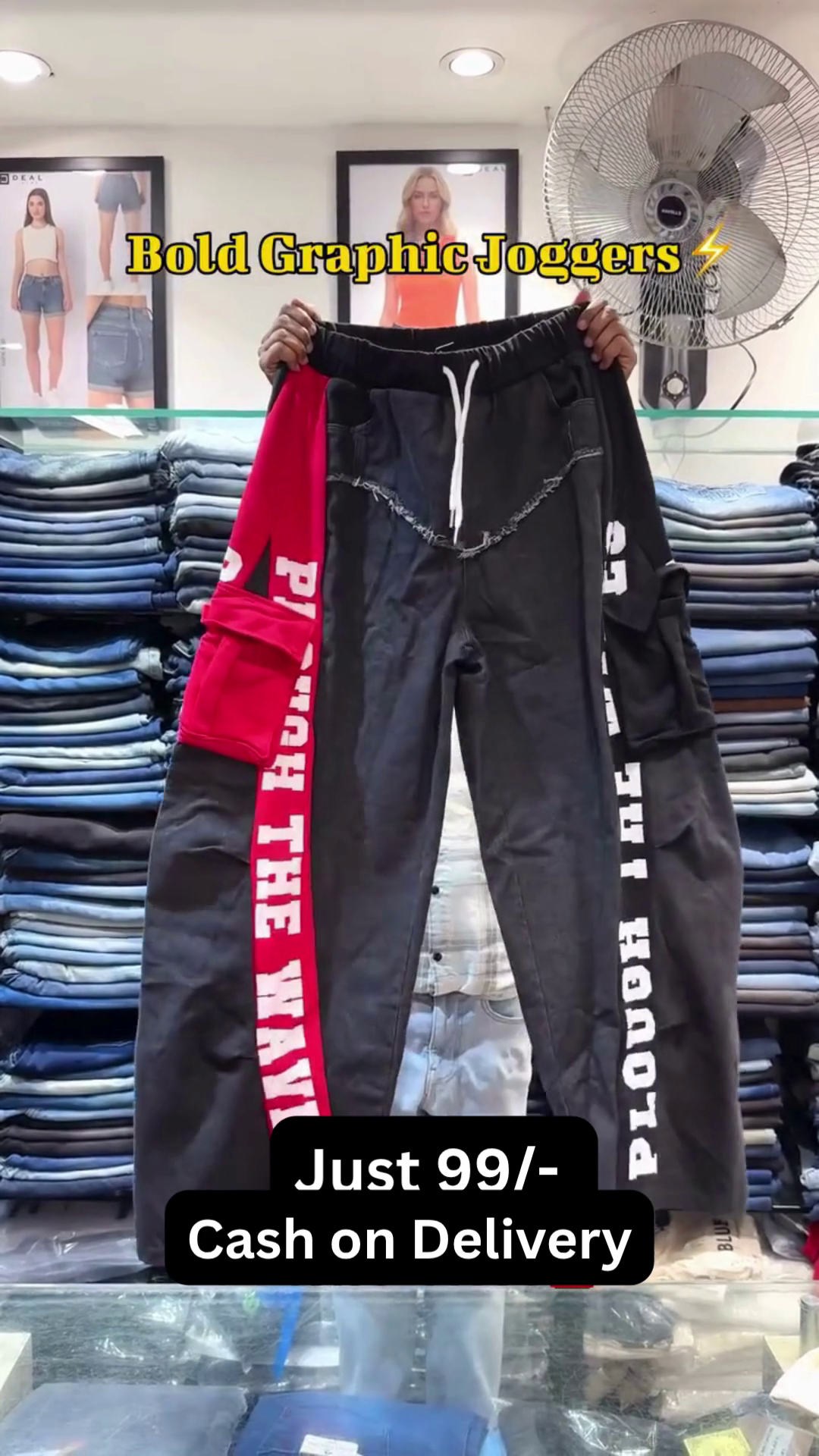 🖤⚡ Urban Street Art Graphic Relaxed Fit Cargo Jogger Pants for Men & Women | Trendy Oversized Casual Fashion Statement Bottom Wear with Utility Pocket Design ⚡🖤