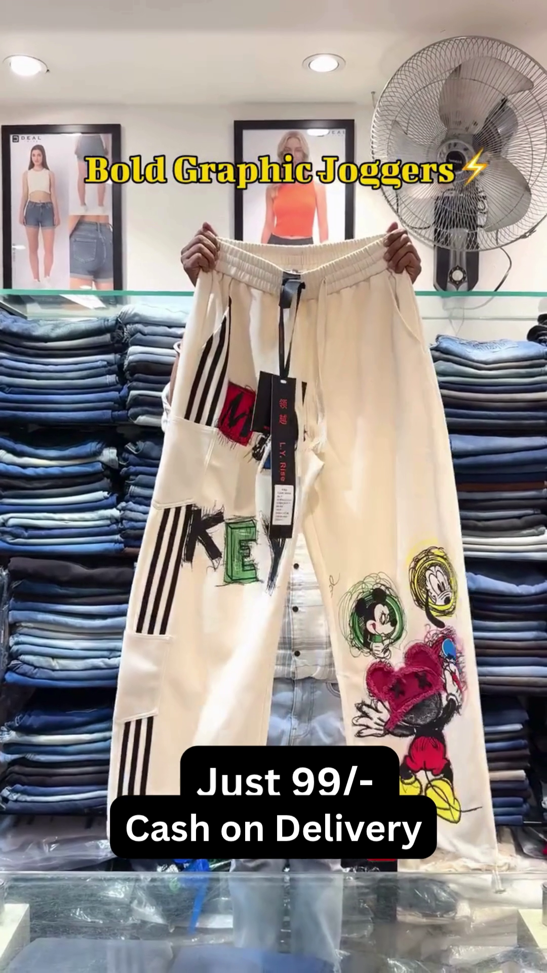 🖤⚡ Urban Street Art Graphic Relaxed Fit Cargo Jogger Pants for Men & Women | Trendy Oversized Casual Fashion Statement Bottom Wear with Utility Pocket Design ⚡🖤